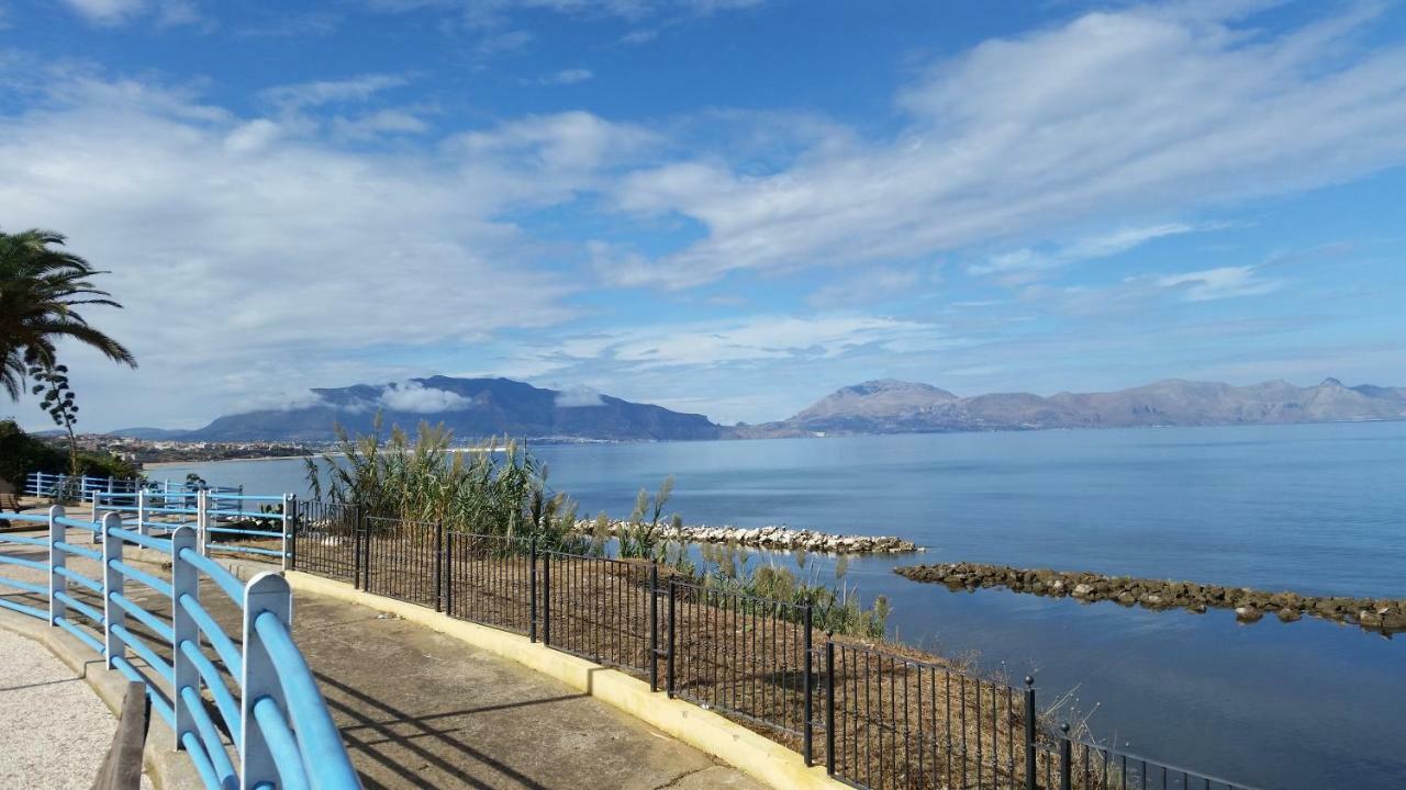 Musa Sea Lodge Траппето Экстерьер фото